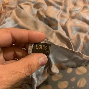 Louis Vuitton Accessories - Scarf Louis Vuitton Accessories - Scarf